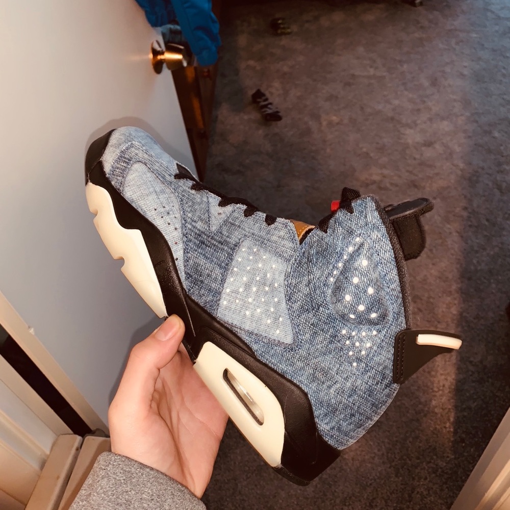 Retro 6 denim